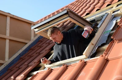 Pose de fenêtres de toit Velux à Miré